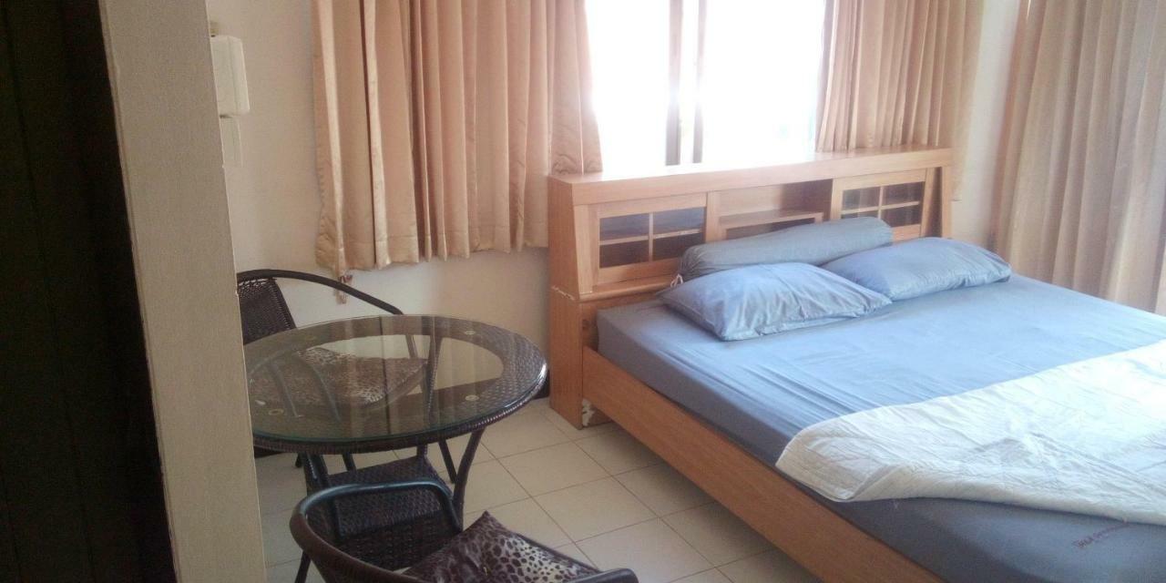 M & A Guesthouse Hua Hin Exterior photo