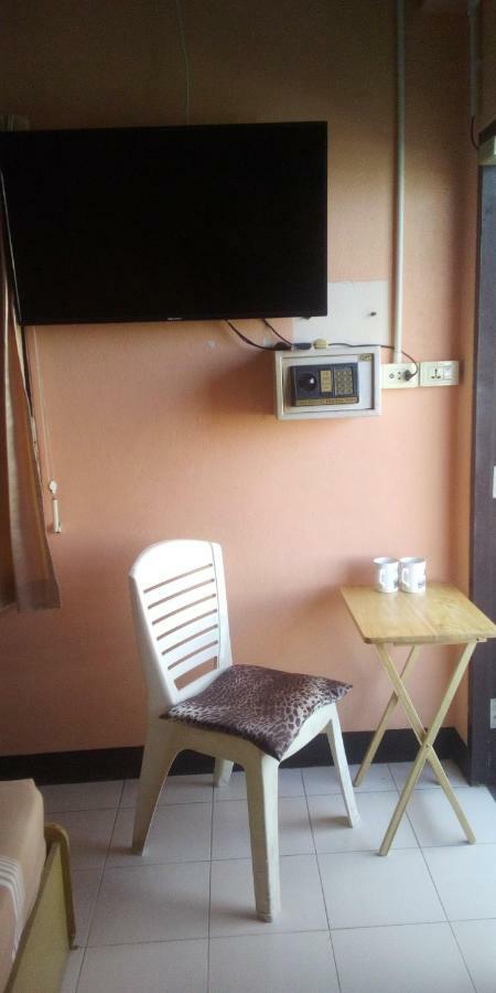 M & A Guesthouse Hua Hin Exterior photo